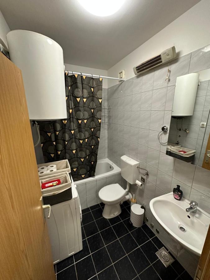 דירות Kaštel Novi Apartman Aurora מראה חיצוני תמונה