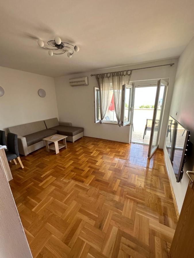 דירות Kaštel Novi Apartman Aurora מראה חיצוני תמונה
